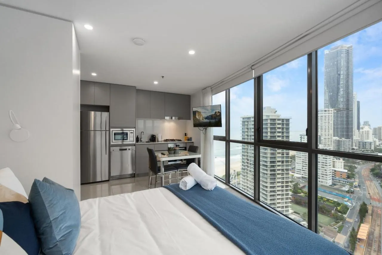 The Beachfront - 22F Skyline And Ocean View Studio With View Pool Gym Sauna Gold Coast 0*,