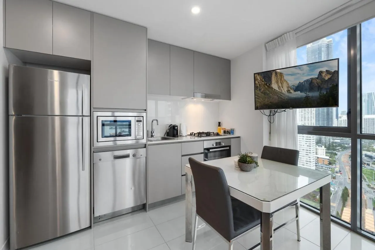 The Beachfront - 22F Skyline And Ocean View Studio With View Pool Gym Sauna Gold Coast